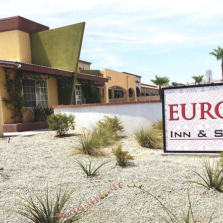 Europa Inn & Suites Дезерт-Хот-Спрингс Экстерьер фото